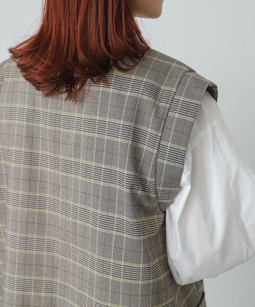 SENSE OF PLACE by URBAN RESEARCH(センスオブプレイスバイアーバンリサーチ)の「チェックテーラードジレ(ベスト・レディース・チェック・ONE)」の13枚目の写真