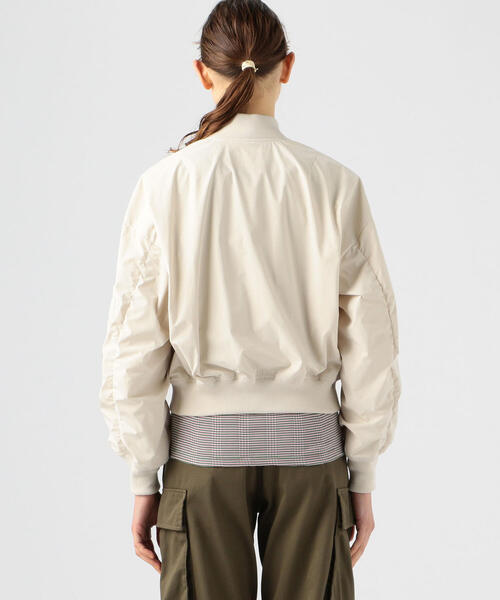 TOMORROWLAND （トゥモローランド）の「ポリエステルナイロン ジップアップブルゾン（ブルゾン・レディース・ホワイト/カーキ・36）」の8枚目の写真