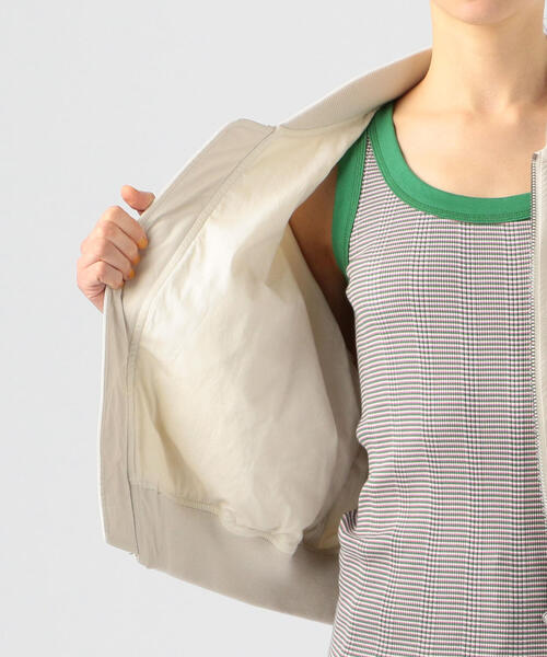 TOMORROWLAND （トゥモローランド）の「ポリエステルナイロン ジップアップブルゾン（ブルゾン・レディース・ホワイト/カーキ・36）」の11枚目の写真