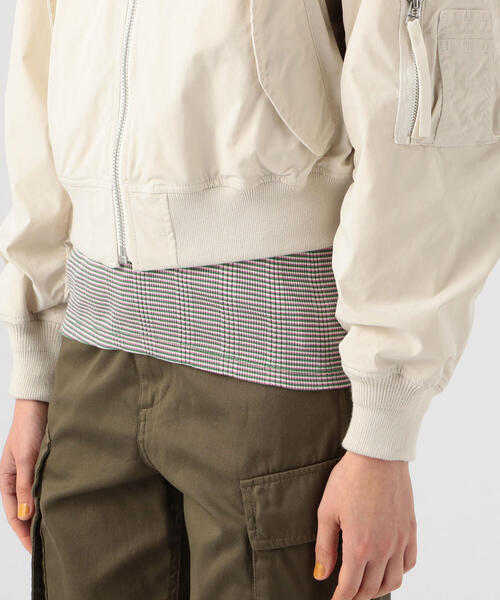 TOMORROWLAND （トゥモローランド）の「ポリエステルナイロン ジップアップブルゾン（ブルゾン・レディース・ホワイト/カーキ・36）」の15枚目の写真