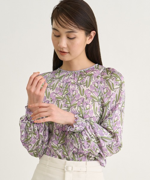 ANAYI（アナイ）の「シルエットミニフラワープリントパフ　ブラウス（シャツ/ブラウス・レディース・イエロー/ラベンダー・38/36）」の13枚目の写真