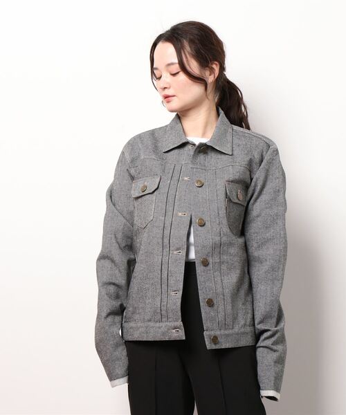 Q（キュー）の「バイカラーツイルＧジャン（デニムジャケット・レディース・アイボリー/ブラック・MEDIUM）」の6枚目の写真