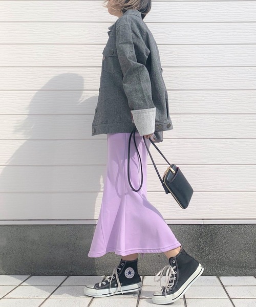 Q（キュー）の「バイカラーツイルＧジャン（デニムジャケット・レディース・アイボリー/ブラック・MEDIUM）」の9枚目の写真