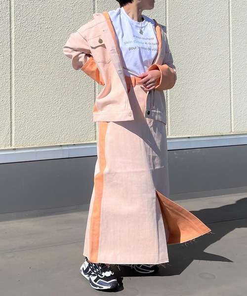 Q（キュー）の「バイカラーツイルＧジャン（デニムジャケット・レディース・アイボリー/ブラック・MEDIUM）」の11枚目の写真