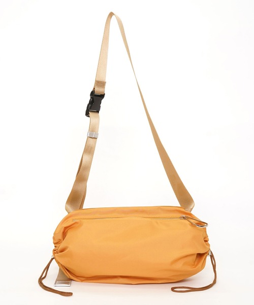 Laugoa（ラウゴア）の「【LAUGOA】ラウゴア MONARDA モナルダ ボディバック 22126-11007（ボディバッグ/ウエストポーチ・レディース・ライトグレー/ブラック/マスタード・FREE）」の13枚目の写真