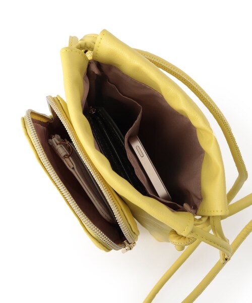 OPAQUE.CLIP（オペークドットクリップ）の「◆ソフトフェイクレザードロストミニショルダー（ショルダーバッグ・レディース・ホワイト/ブラック/イエロー/ベビーピンク・00）」の9枚目の写真