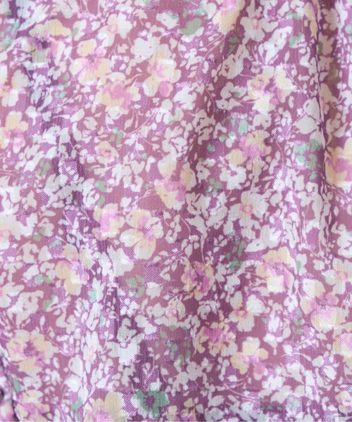 natural couture（ナチュラルクチュール）の「2WAY着用可/着回し抜群。小花柄ジャガードパイピングブラウス（シャツ/ブラウス・レディース・ブラック/ブルー/パープル・FREE）」の19枚目の写真