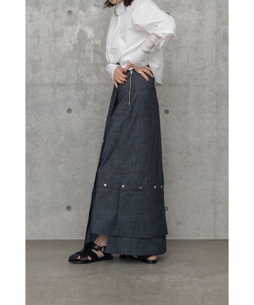 LA PEAU DE GEM（ラポドゥジェム）の「【LA PEAU DE GEM】ドットボタンラップスカート（スカート・レディース・ブルー/ベージュ・SMALL/MEDIUM）」の5枚目の写真