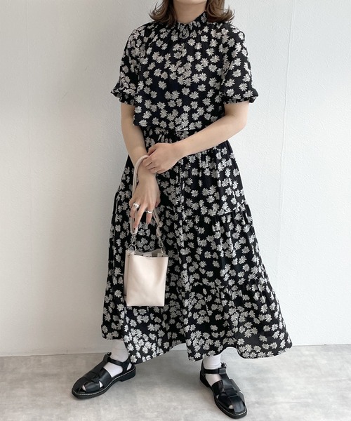 w closet（ダブルクローゼット）の「半袖ティアードワンピース（ワンピース・レディース・ホワイト/スミクロ/ブラック/ホワイト系その他3/ブラック系その他3/ホワイト系その他4/ブラック系その他4・FREE）」の6枚目の写真