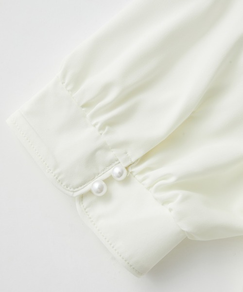 vis-`a-vis(ビサビ)の「【WEB限定】無地/変形ドットパール釦フリルブラウス(シャツ/ブラウス・レディース・ホワイト/カーキ/ブラック系その他/ピンク系その他2・FREE)」の21枚目の写真