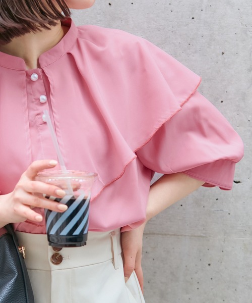 vis-`a-vis(ビサビ)の「【WEB限定】無地/変形ドットパール釦フリルブラウス(シャツ/ブラウス・レディース・ホワイト/カーキ/ブラック系その他/ピンク系その他2・FREE)」の7枚目の写真