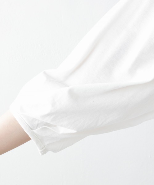 PUAL CE CIN(ピュアルセシン)の「タック袖ボリュームプルオーバー(Tシャツ/カットソー・レディース・ブラック/オフホワイト/ライトベージュ・FREE)」の18枚目の写真