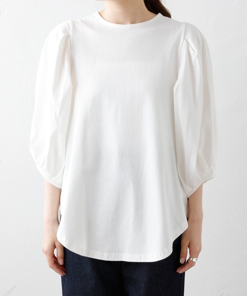 PUAL CE CIN(ピュアルセシン)の「タック袖ボリュームプルオーバー(Tシャツ/カットソー・レディース・ブラック/オフホワイト/ライトベージュ・FREE)」の13枚目の写真