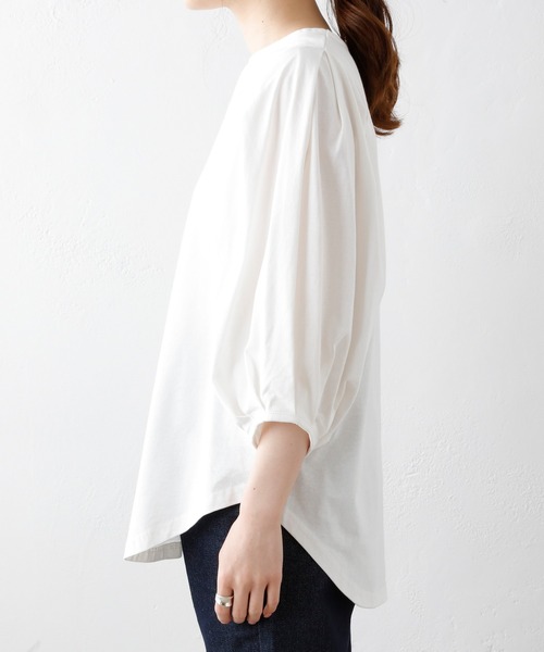 PUAL CE CIN(ピュアルセシン)の「タック袖ボリュームプルオーバー(Tシャツ/カットソー・レディース・ブラック/オフホワイト/ライトベージュ・FREE)」の8枚目の写真