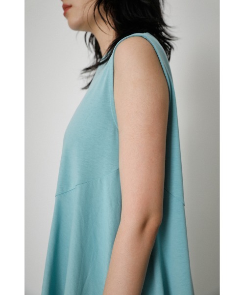 AZUL by moussy(アズールバイマウジー)の「ICE CLEAN FLARE TOPS/アイスクリーンフレアトップス(Tシャツ/カットソー・レディース・ライトグレー/ライトブルー/ブラック・SMALL/MEDIUM)」の9枚目の写真