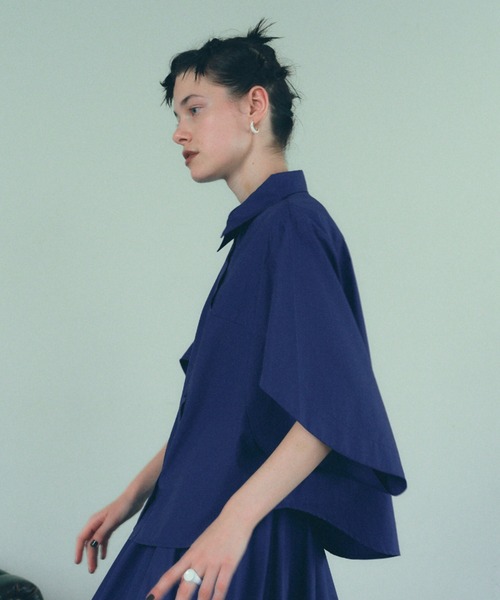 manana suerte（マニャーナスエルテ）の「新色登場　デザインスリーブシャツ（シャツ/ブラウス・レディース・ブラック/カーキ/ストライプ/ドット/ネイビー/ベージュ/ホワイト/グレー・FREE）」の13枚目の写真