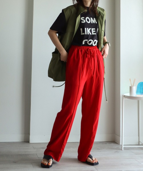 COURO(コウロ)の「ロゴプリントオーバーサイズTシャツ(Tシャツ/カットソー・レディース・ブラック/オフホワイト/イエロー・M)」の10枚目の写真
