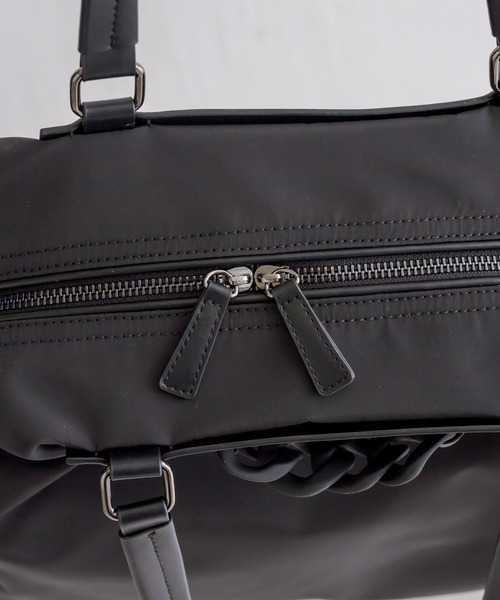 ear PAPILLONNER（イアパピヨネ）の「チェーン撥水2WAYショルダー