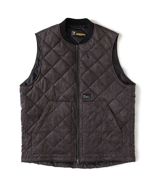 FAT（エフエイティー）の「FIELDLINER（ベスト・メンズ・チャコールグレー/ベージュ・SKINNY(L)/FAT(XL)/JUMBO(XXL)/TITCH(M)）」の2枚目の写真