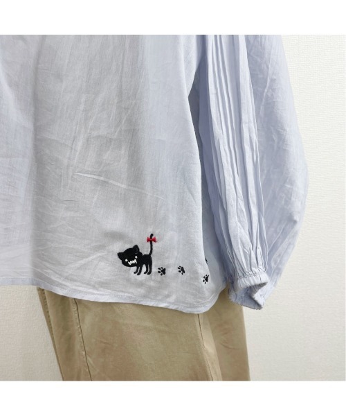 Rydia(リディア)の「コビニャーギャザーブラウス(シャツ/ブラウス・レディース・オフホワイト/サックスブルー/スミクロ・M)」の12枚目の写真