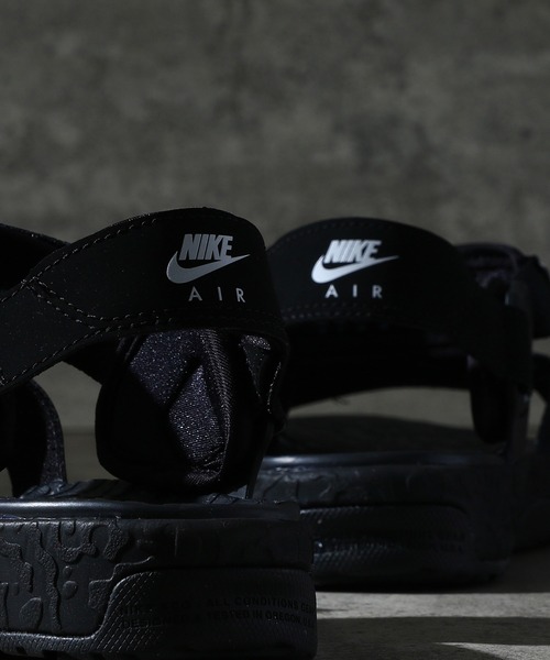 NIKE（ナイキ）の「NIKE ACG AIR DESCHUTZ+ DO8951-001（サンダル 