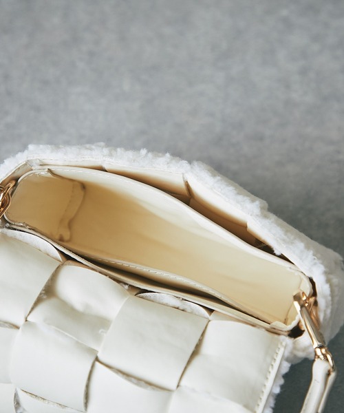 un dix cors(アンディコール)の「オトナ可愛い ミニボアショルダー(ショルダーバッグ・レディース・ピンク/アイボリー/モカ・FREE)」の7枚目の写真