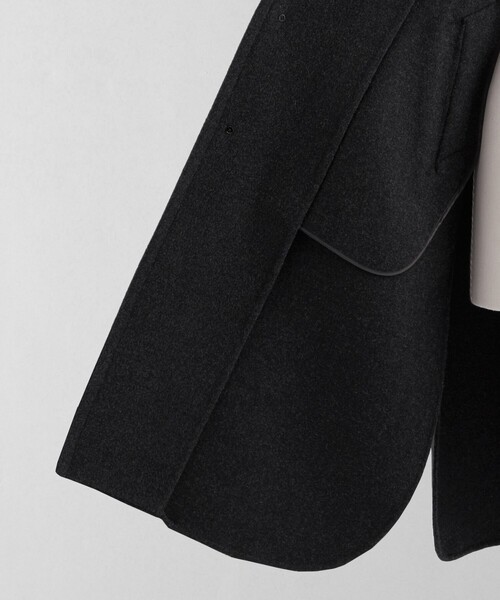 LOEFF（ロエフ）の「＜LOEFF＞リバー ポンチョ ステンカラー