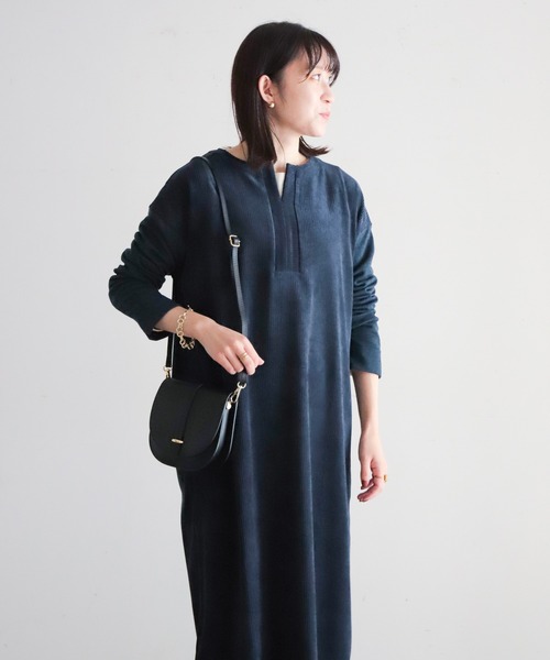 NOMBRE IMPAIR(ノンブルアンペール)の「リッジスウェード コンビワンピース(ワンピース・レディース・ブラック/ネイビー・FREE)」の6枚目の写真