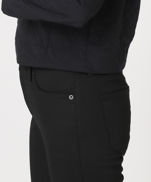 JOURNAL STANDARD（ジャーナルスタンダード）の「【nude vintage×JOURNAL STANDARD】キルティングパフジャケット（ノーカラージャケット・レディース・ホワイト/ブラック・FREE）」の7枚目の写真