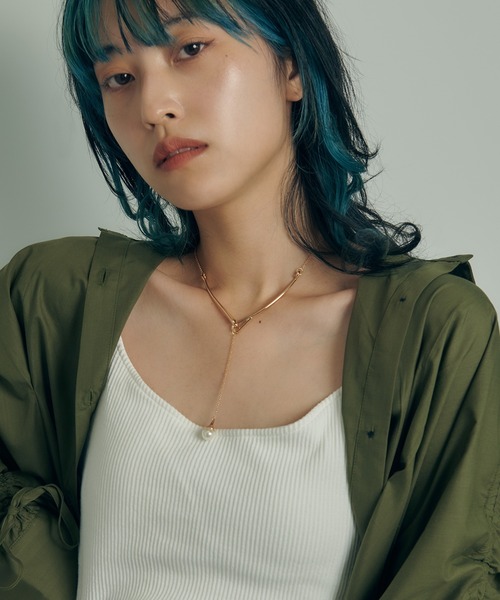 GOLDY（ゴールディ）の「フローイング パール "Y"シェイプ ネックレス（ネックレス・レディース・シルバー/ゴールド/シルバー系その他/ゴールド系その他・FREE）」の19枚目の写真