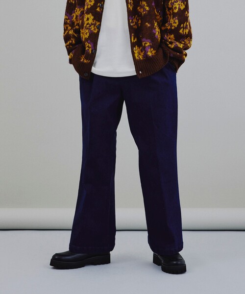 tk.TAKEO KIKUCHI(ティーケータケオキクチ)の「◆デニムワイドフレアパンツ(デニムパンツ・メンズ・ネイビー/ブルー・02/03/66)」の2枚目の写真