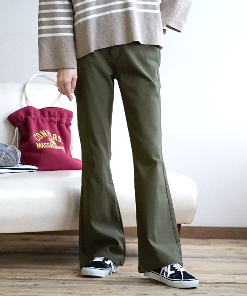 zootie(ズーティー)の「ももきもう 裏起毛フレアパンツ(その他パンツ・レディース・チャコール/ライトインディゴブルー/オリーブ/ピンク/グリーン/イエロー/インディゴブルー/ブルー/ブラック/ベージュ・M/L)」の5枚目の写真