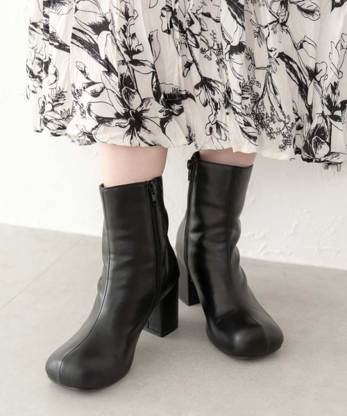 fifth（フィフス）の「【スタイリストプロデュース】スクエアトゥショートブーツ（ブーツ・レディース・ブラック/キャメル・LL/L/S/M）」の2枚目の写真