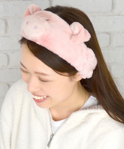 nici(ニキ)の「NICI/もこもこ ヘアバンド ヘアターバン ピンクピッグ(ヘアバンド・レディース・ピンク・ONE SIZE)」の7枚目の写真