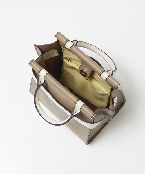 LOWELL things（ロウェル　シングス）の「Stand/バーチカルショルダーBAG（ショルダーバッグ・レディース・ベージュ/グリーン/ブラック/ダークベージュ/オレンジ/ライトブルー・フリー）」の22枚目の写真