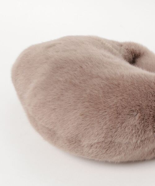 Mela(メラ)の「FUR HAND BAG(ハンドバッグ・レディース・ホワイト/イエロー/ベージュ/ブラック/アイボリー/グレー・FREE)」の14枚目の写真