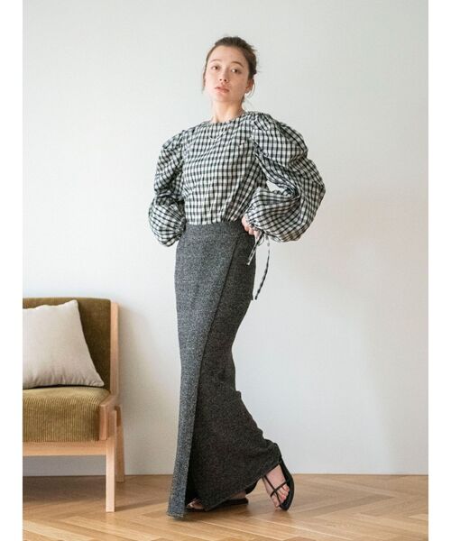 Ungrid(アングリッド)の「スリットニットスカート(スカート・レディース・チャコールグレー/ベージュ/パープル・FREE)」の4枚目の写真