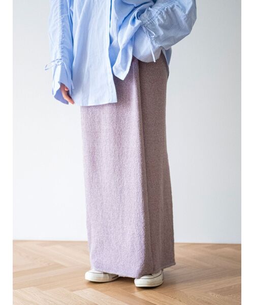 Ungrid(アングリッド)の「スリットニットスカート(スカート・レディース・チャコールグレー/ベージュ/パープル・FREE)」の7枚目の写真