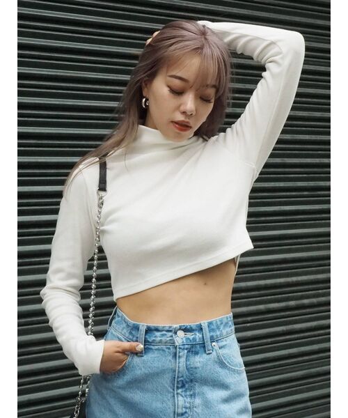 EVRIS（エヴリス）の「BASICクロップドハイネックトップス（Tシャツ/カットソー・レディース・ブラック/ブルー/パープル/ホワイト・FREE）」の22枚目の写真