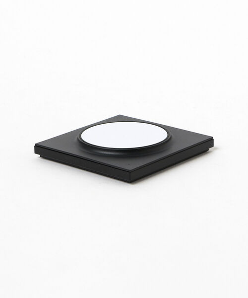 Native Union（ネイティブユニオン）の「NATIVE UNION / DROP MAGNETIC WIRELESS CHARGER（スマホグッズ・メンズ・ブラック・ONE SIZE）」の3枚目の写真