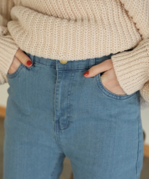 aity(アイティ)の「後編み上げリボン付きブーツカットデニム(デニムパンツ・レディース・ブルー/ワンウォッシュ・M)」の8枚目の写真