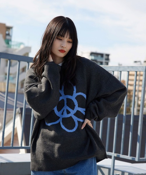 re_k by JUNRED（レクバイジュンレッド）の「re_k by JUNRED / ピースデイジージャガードニットプルオーバー（ニット/セーター・メンズ・チャコールグレー/ライトグレー/ミント・S/M/L）」の9枚目の写真