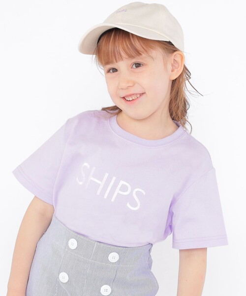 SHIPS(シップス)の「SHIPS KIDS:100~160cm / SHIPS ロゴ TEE(Tシャツ/カットソー・キッズ・ホワイト系/ライトホワイト/クリーム/ブルー/ピンク/ネイビー/ダークブルー/ラベンダー/オフホワイト・100/110/120/130/S/145/M/160)」の2枚目の写真