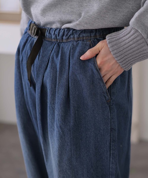 ElegChic(エレグシック)の「前バックルバルーンデニムパンツ(デニムパンツ・レディース・ブルー/ワンウォッシュ/ネイビー・3L/L/M/4L/XL)」の17枚目の写真