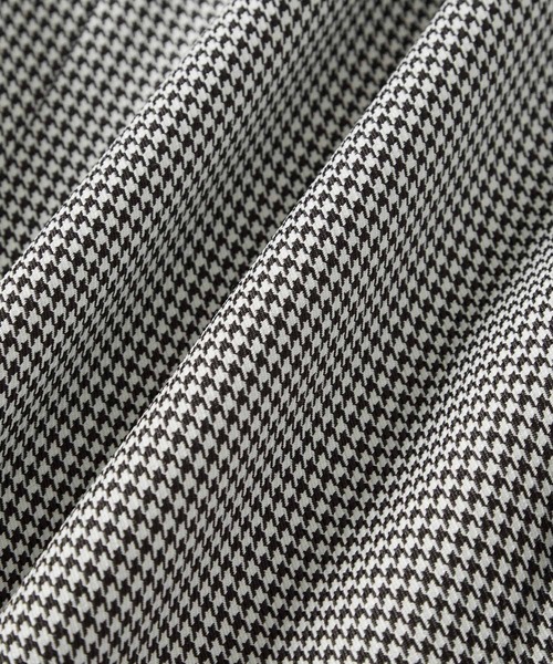 ADAM ET ROPE'(アダムエロペ)の「【WEB限定】ノーカラーオーバージャケット(テーラードジャケット・レディース・ベージュ/ブラック/ブラック系その他2・FREE)」の5枚目の写真