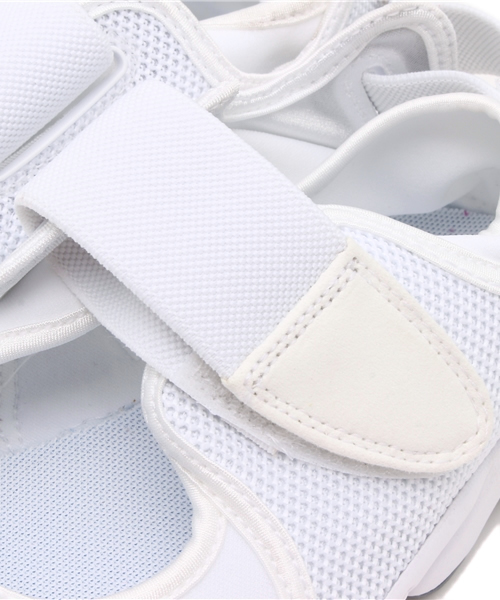 NIKE（ナイキ）の「ウィメンズ ナイキ エアリフト ホワイト NIKE WMNS AIR RIFT 315766-110（スニーカー・レディース・ホワイト・24cm/25cm/29cm）」の6枚目の写真