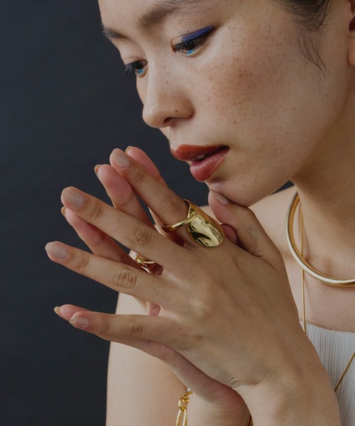 loni（ロニ）の「【金属アレルギー対応】Benjamin asymmetry ring（アシンメトリーデザインリング）（リング・レディース・ゴールド/シルバー・#11/#13）」の16枚目の写真