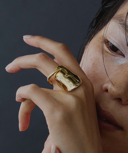 loni（ロニ）の「【金属アレルギー対応】Benjamin asymmetry ring（アシンメトリーデザインリング）（リング・レディース・ゴールド/シルバー・#11/#13）」の14枚目の写真