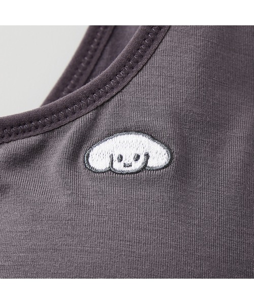 Tuche（トゥシェ）の「Tuche/トゥシェ ナイトブラ マシュマロタッチ＆シアバター加工でやさしさプラス（ナイトブラ・レディース・ライラック/チャコールグレー/クリーム・MEDIUM/LARGE/X-LARGE）」の19枚目の写真