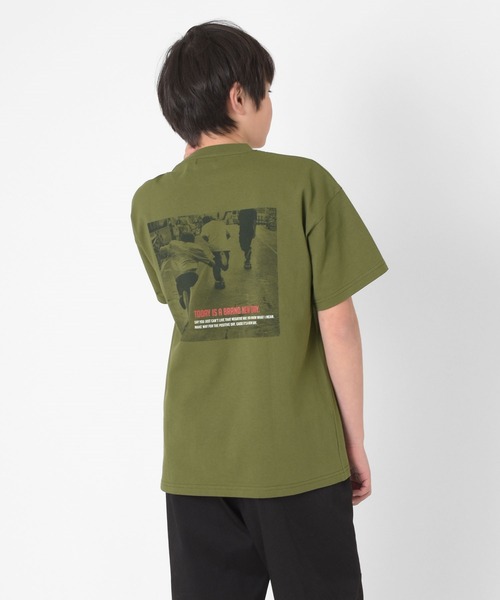 GLAZOS(グラソス)の「【接触冷感】アソートバックフォトプリント半袖Tシャツ(Tシャツ/カットソー・キッズ・ブルー/オートミール/チャコールグレー/カーキ/ホワイト/グレー/ベージュ・140cm/150cm/130cm/170cm/160cm)」の6枚目の写真